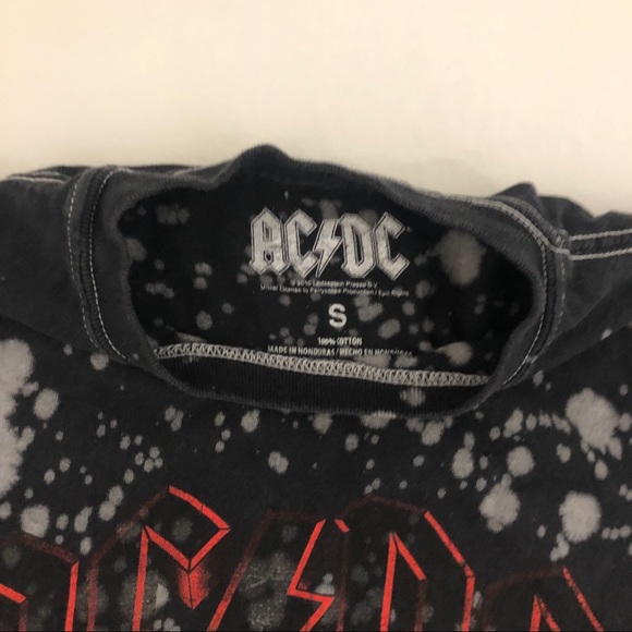 AC/DC Back In Black Tour Tee 🔥 - Picture 3 of 3